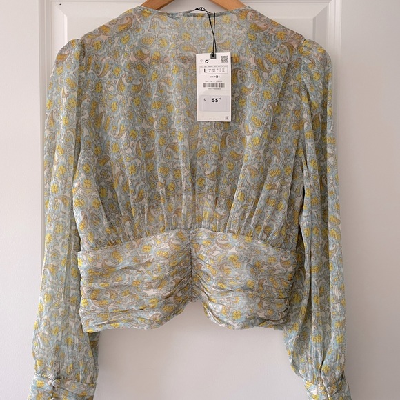 ZARA sophisticated blouse long sleeves - Picture 2 of 8